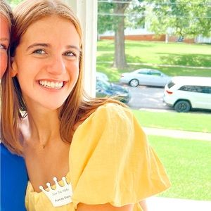 Meet your Posher, Frances